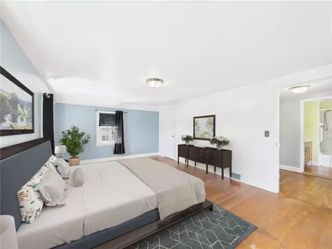 Bedroom - 85 Pilgrim Dr, Warwick, RI 02888 photo 4 of 11