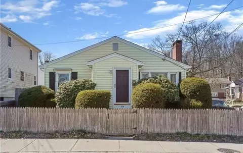 108 Ortoleva Dr, Providence, RI 02909
