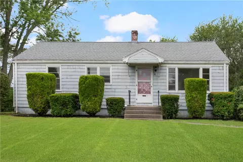 Exterior - 21 Parsonage Dr, Warwick, RI 02889 photo 6 of 6