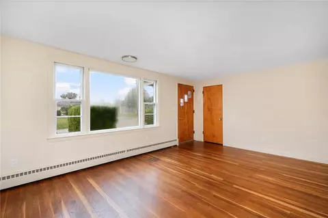 Living - 21 Parsonage Dr, Warwick, RI 02889 photo 2 of 2