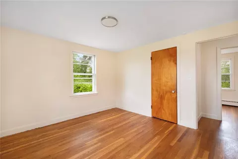 Bedroom - 21 Parsonage Dr, Warwick, RI 02889 photo 1 of 3