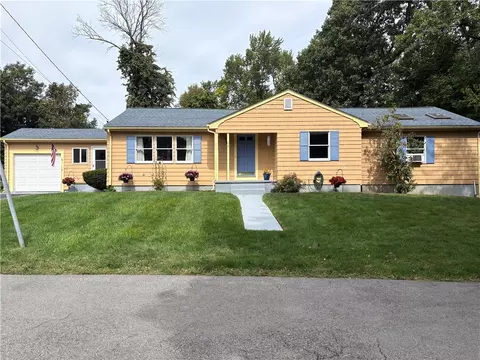 48 Pocasset Ave, Cumberland, RI 02864