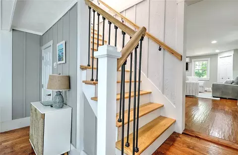 1216 E Main Rd, Middletown, RI 02842 photo 11