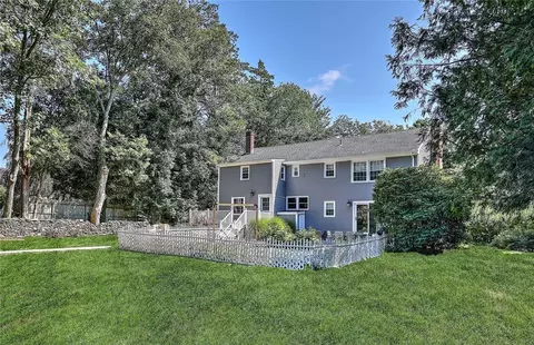 1216 E Main Rd, Middletown, RI 02842 photo 25