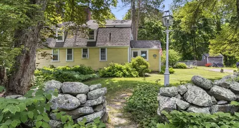 1300 Middle Rd, East Greenwich, RI 02818