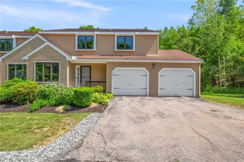 80 Fisher Rd #50, Cumberland, RI 02864