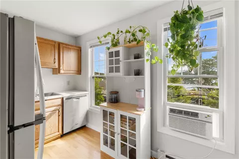 96 Gano St #7, Providence, RI 02906
