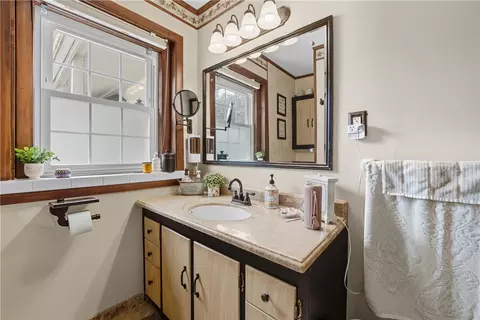 Bath - 229 Linden Ave, Woonsocket, RI 02895 photo 2 of 2