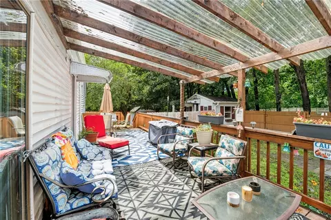 Exterior - 229 Linden Ave, Woonsocket, RI 02895 photo 13 of 17