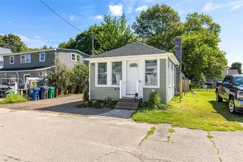 Exterior - 90 Huron St, Warwick, RI 02889 photo 9 of 10