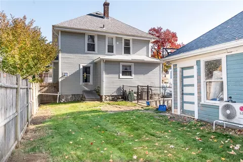 Exterior - 260 Summer St, Woonsocket, RI 02895 photo 3 of 4