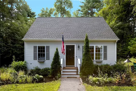 19 Narragansett Ave, Glocester, RI 02814