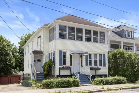 658 Grove St, Woonsocket, RI 02895 photo 1