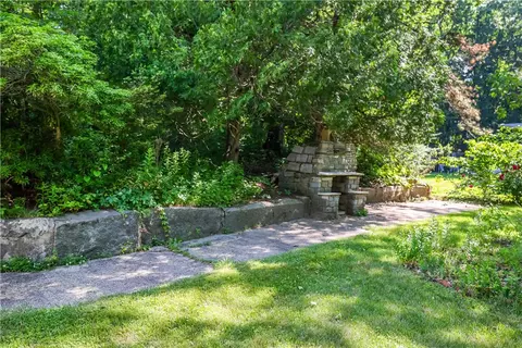 178 Lippitt Ave, Cranston, RI 02921 photo 10