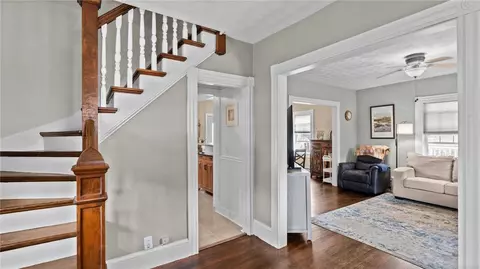 55 Brinton Ave, Warwick, RI 02889