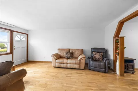 11 Longvue Ave, Westerly, RI 02891 photo 12