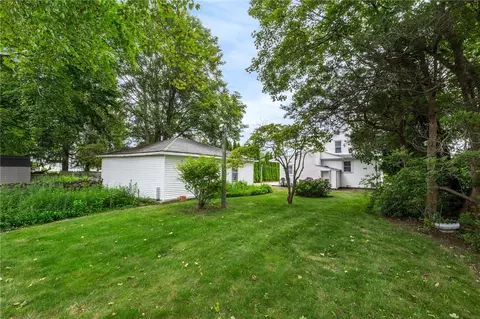 11 Longvue Ave, Westerly, RI 02891 photo 10