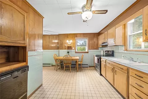 11 Longvue Ave, Westerly, RI 02891 photo 19