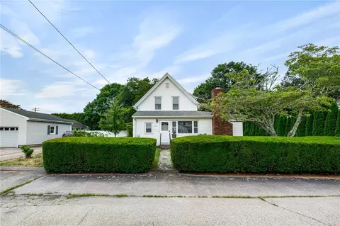 11 Longvue Ave, Westerly, RI 02891 photo 2