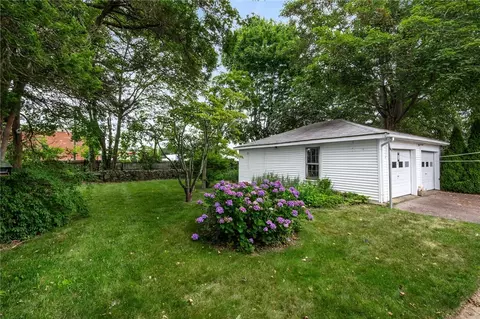 11 Longvue Ave, Westerly, RI 02891 photo 8