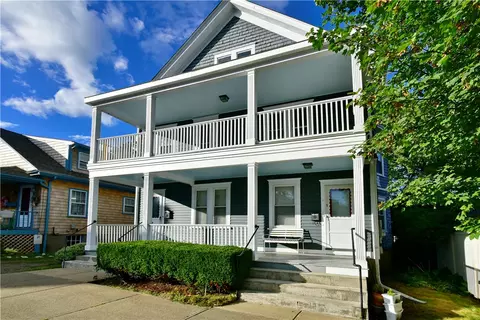 1 Arnold Ave, Newport, RI 02840