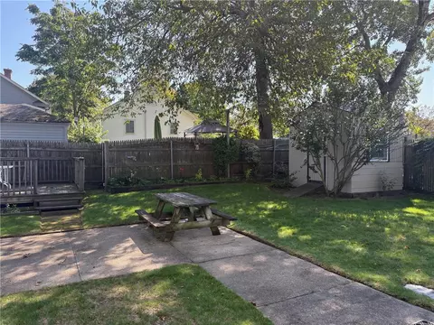 Exterior - 100 Elberta St, Warwick, RI 02889 photo 4 of 6