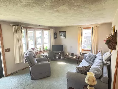 Living - 100 Elberta St, Warwick, RI 02889 photo 1 of 1