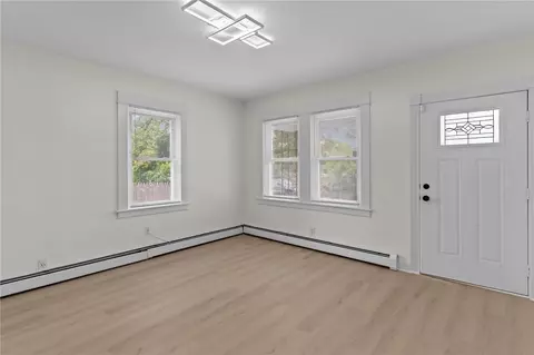 406 Killingly St, Providence, RI 02909 photo 11