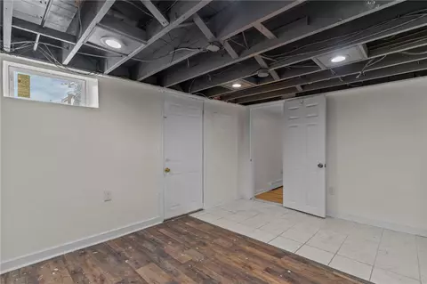 406 Killingly St, Providence, RI 02909 photo 32