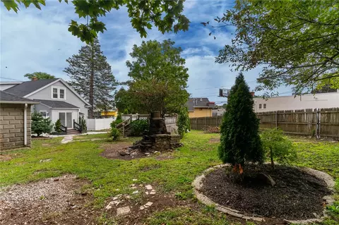 406 Killingly St, Providence, RI 02909 photo 45