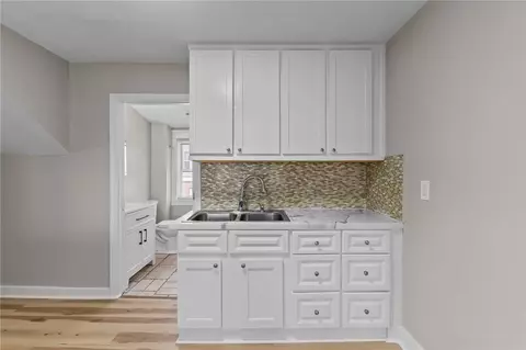 406 Killingly St, Providence, RI 02909 photo 14