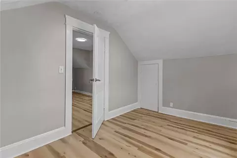 406 Killingly St, Providence, RI 02909 photo 24