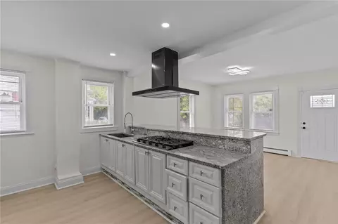406 Killingly St, Providence, RI 02909 photo 6