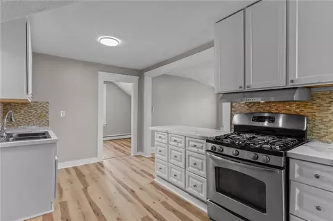 406 Killingly St, Providence, RI 02909 photo 25