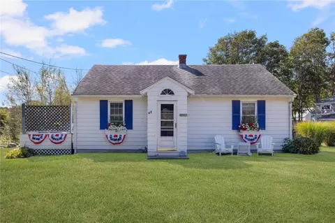 481 Old Town Rd, Block Island, RI 02807