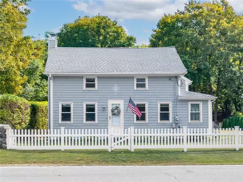76 W Allenton Rd, North Kingstown, RI 02852
