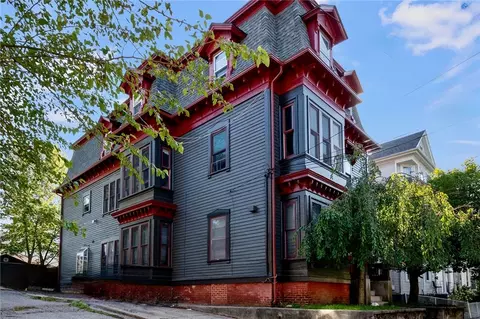 124 Chapin Ave, Providence, RI 02909