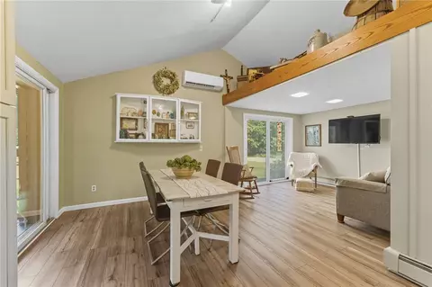 11 Observatory Rd, Warwick, RI 02888 photo 4