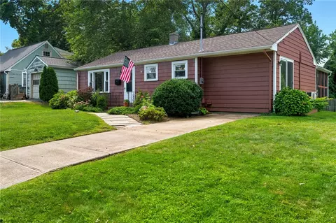 11 Observatory Rd, Warwick, RI 02888 photo 6