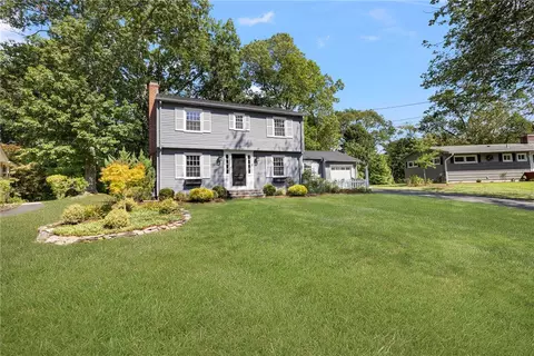 45 Cushing Rd, Warwick, RI 02888 photo 2