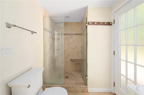 45 Cushing Rd, Warwick, RI 02888 photo 12