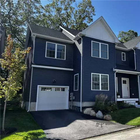 20 Kensington Way #20, Johnston, RI 02919