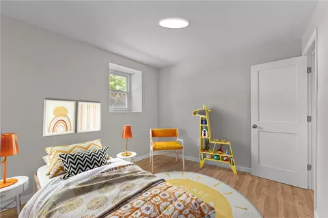 Bedroom - 75 Marshall Ave, Warwick, RI 02886 photo 4 of 5