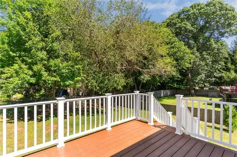 Exterior - 75 Marshall Ave, Warwick, RI 02886 photo 3 of 9