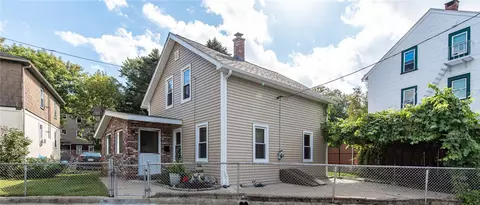68 Northeast St, Woonsocket, RI 02895 photo 49