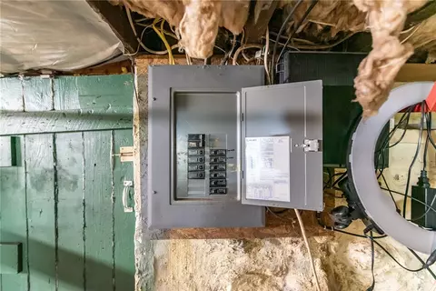 68 Northeast St, Woonsocket, RI 02895 photo 47