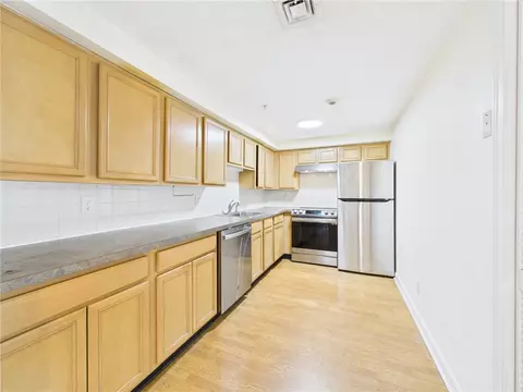25 Devereux St #205, Providence, RI 02909