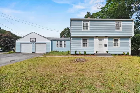 211 Tiogue Ave, Coventry, RI 02816