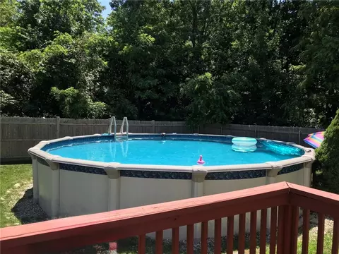 Exterior - 212 Blade St, Warwick, RI 02886 photo 7 of 10