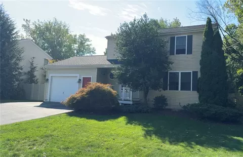 Exterior - 212 Blade St, Warwick, RI 02886 photo 3 of 10